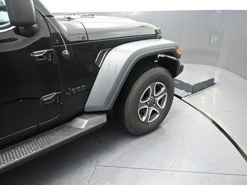 Used 2023 Jeep Wrangler Sport S image 21