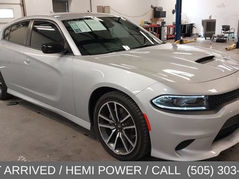 Used 2023 Dodge Charger R/T w/ Technology Group RWD image 41