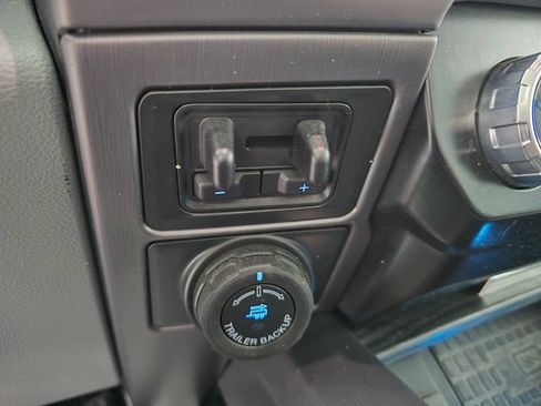 Used 2022 Ford F350 Limited AWD/4WD image 34