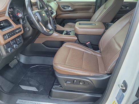 Used 2021 Chevrolet Tahoe High Country image 12