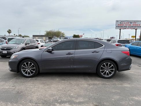Used 2018 Acura TLX V6 FWD image 3