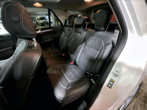 Used 2015 Mercedes-Benz ML 400 4MATIC image 21