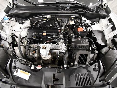 Certified 2024 Honda HR-V LX image 12