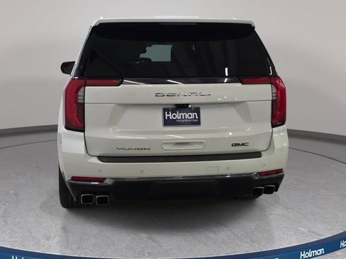 Used 2025 GMC Yukon Denali Ultimate AWD/4WD image 7
