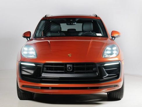 Certified 2024 Porsche Macan S AWD/4WD image 6