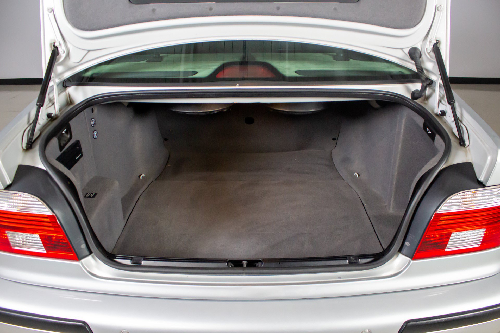 Used 2002 BMW M5 RWD image 53