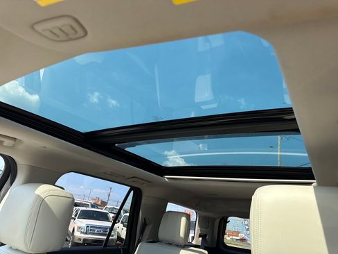 Used 2019 Ford Expedition Platinum RWD image 39