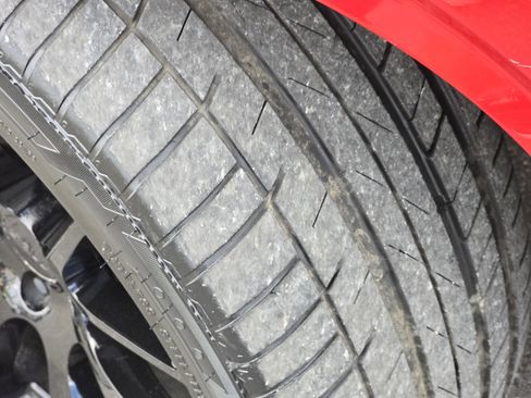 Used 2010 Dodge Challenger R/T image 4