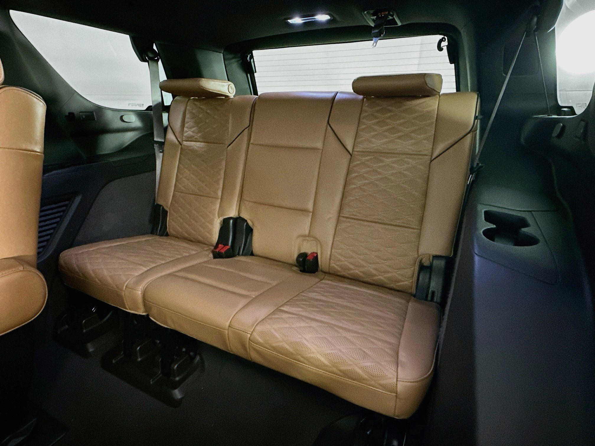 Used 2022 Cadillac Escalade Sport w/ Touring Package AWD/4WD image 28