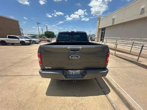 Used 2018 Ford F150 XLT w/ Equipment Group 302A Luxury RWD image 12