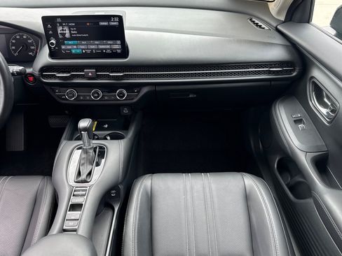 Used 2024 Honda HR-V EX-L image 30