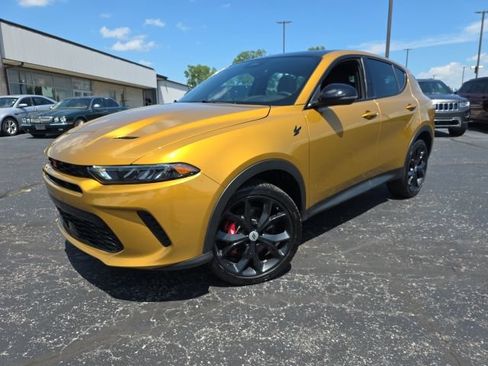 Used 2024 Dodge Hornet GT AWD/4WD image 2