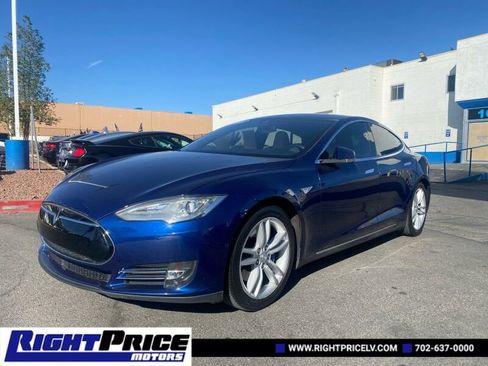 Used 2015 Tesla Model S 70D image 1