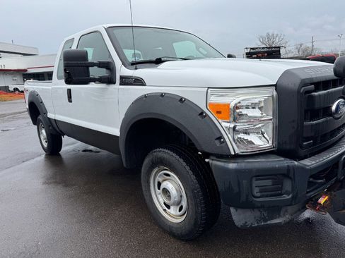 Used 2011 Ford F250 XL AWD/4WD image 17