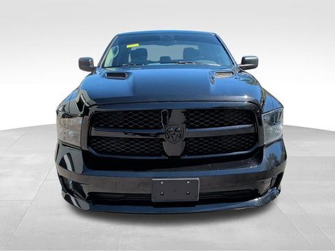 Used 2022 RAM 1500 Express w/ Wheel & Sound Group AWD/4WD image 8
