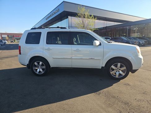 Used 2014 Honda Pilot Touring image 4