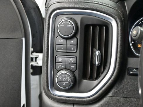 Used 2020 Chevrolet Silverado 3500 LTZ w/ Technology Package image 29