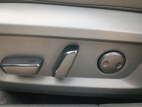 New 2026 Nissan Rogue SV image 25