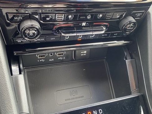 New 2025 Jeep Grand Cherokee L Limited image 24