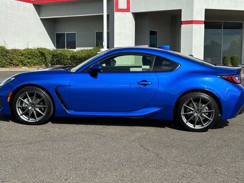 Used 2022 Subaru BRZ Limited RWD image 9
