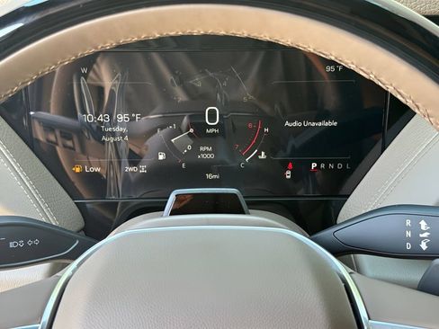 New 2026 GMC Yukon Denali w/ Denali Reserve Package AWD/4WD image 14