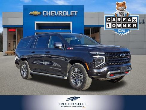 Used 2025 Chevrolet Suburban Z71 image 1