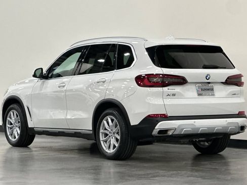 Used 2023 BMW X5 xDrive40i w/ Premium Package AWD/4WD image 6