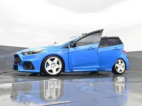 Used 2018 Ford Focus RS image 34