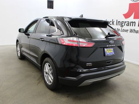 Used 2024 Ford Edge SEL AWD/4WD image 3
