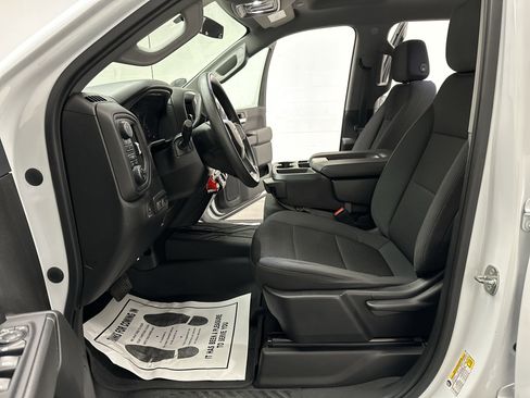 Used 2022 Chevrolet Silverado 2500 Custom w/ Gooseneck/5TH Wheel Package image 19