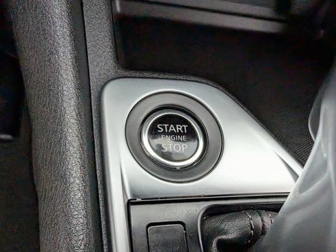 Used 2025 Nissan Sentra SV FWD image 26