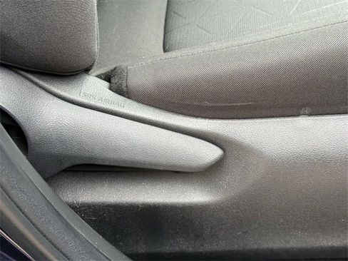 Used 2024 Toyota RAV4 XLE image 30