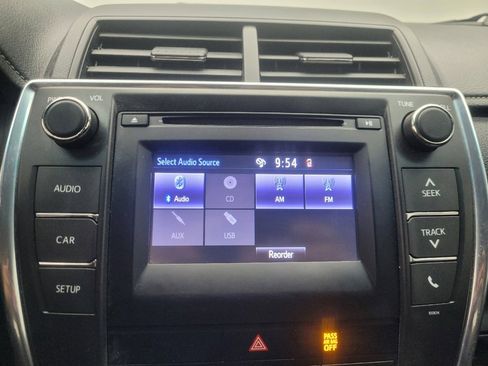 Used 2017 Toyota Camry LE w/ Protection Package (Q2) FWD image 25