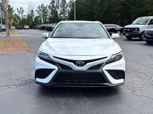 Used 2024 Toyota Camry SE w/ Convenience Package FWD image 8