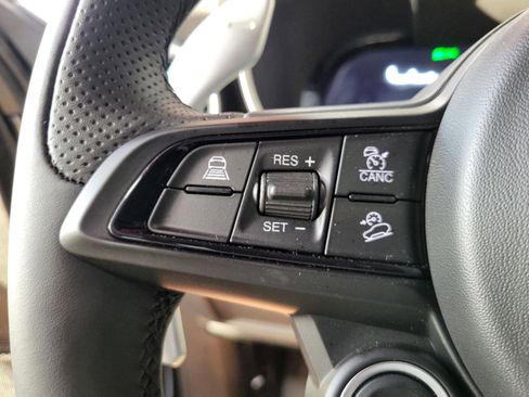 New 2025 Alfa Romeo Stelvio Sprint image 39