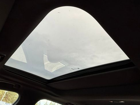 Used 2025 BMW 530i image 21