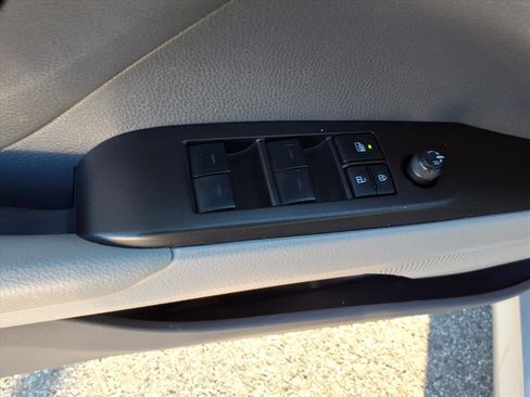 Used 2024 Toyota Camry LE image 25