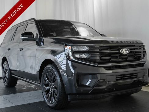 Used 2025 Ford Expedition Platinum w/ Stealth Appearance Package AWD/4WD image 1