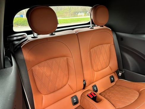 Used 2023 MINI Cooper S w/ Signature Upholstery Package FWD image 29