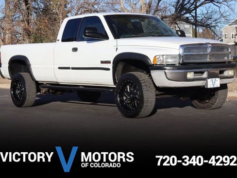 Used 2001 Dodge Ram 2500 Truck ST image 1