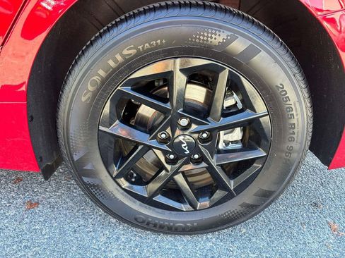 Used 2025 Kia K5 LXS image 7