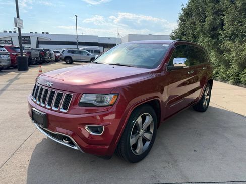 Used 2014 Jeep Grand Cherokee Overland w/ Advanced Technology Group AWD/4WD image 7