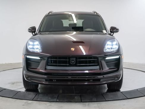 Certified 2024 Porsche Macan AWD/4WD image 6