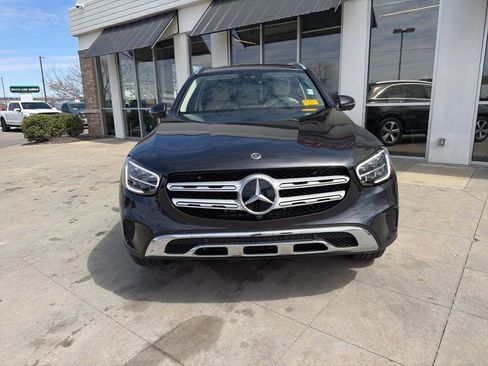 Used 2022 Mercedes-Benz GLC 300 4MATIC image 2