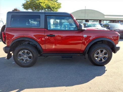 Used 2022 Ford Bronco Big Bend image 6