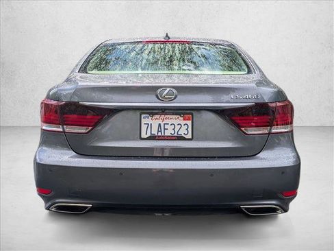 Used 2015 Lexus LS 460 w/ Comfort Package RWD image 8