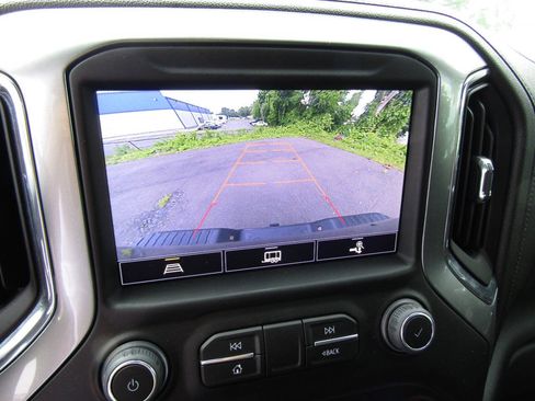 Used 2023 Chevrolet Silverado 2500 LT w/ True North Edition AWD/4WD image 11
