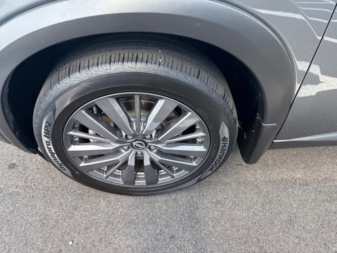 Used 2022 Nissan Pathfinder SL w/ SL Premium Package image 13