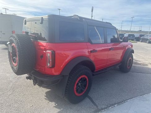 Used 2023 Ford Bronco Wildtrak image 5