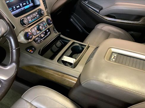 Used 2018 GMC Yukon Denali w/ Denali Ultimate Package image 17